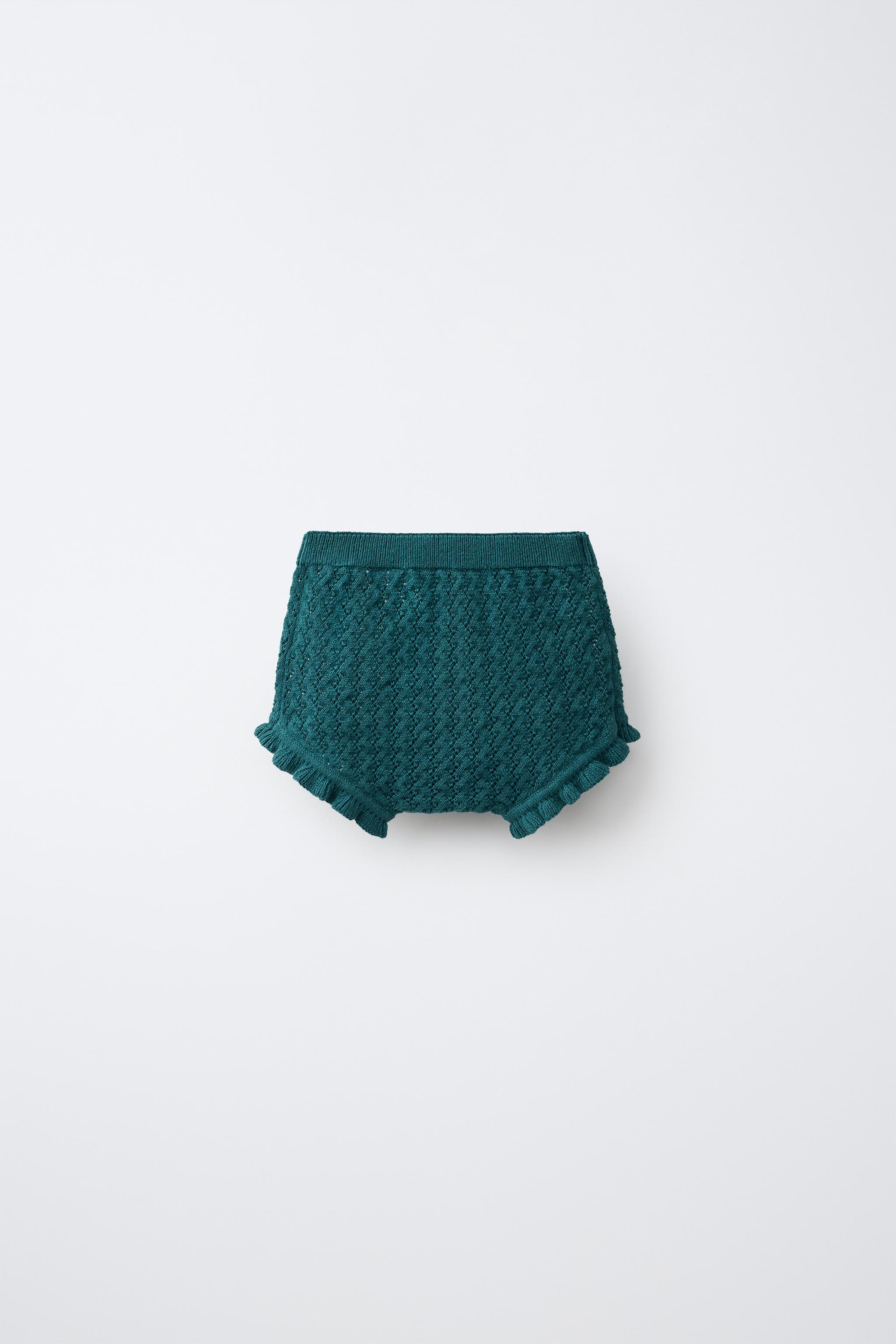 CULOTTE EN MAILLE À FLEURS BRODÉES